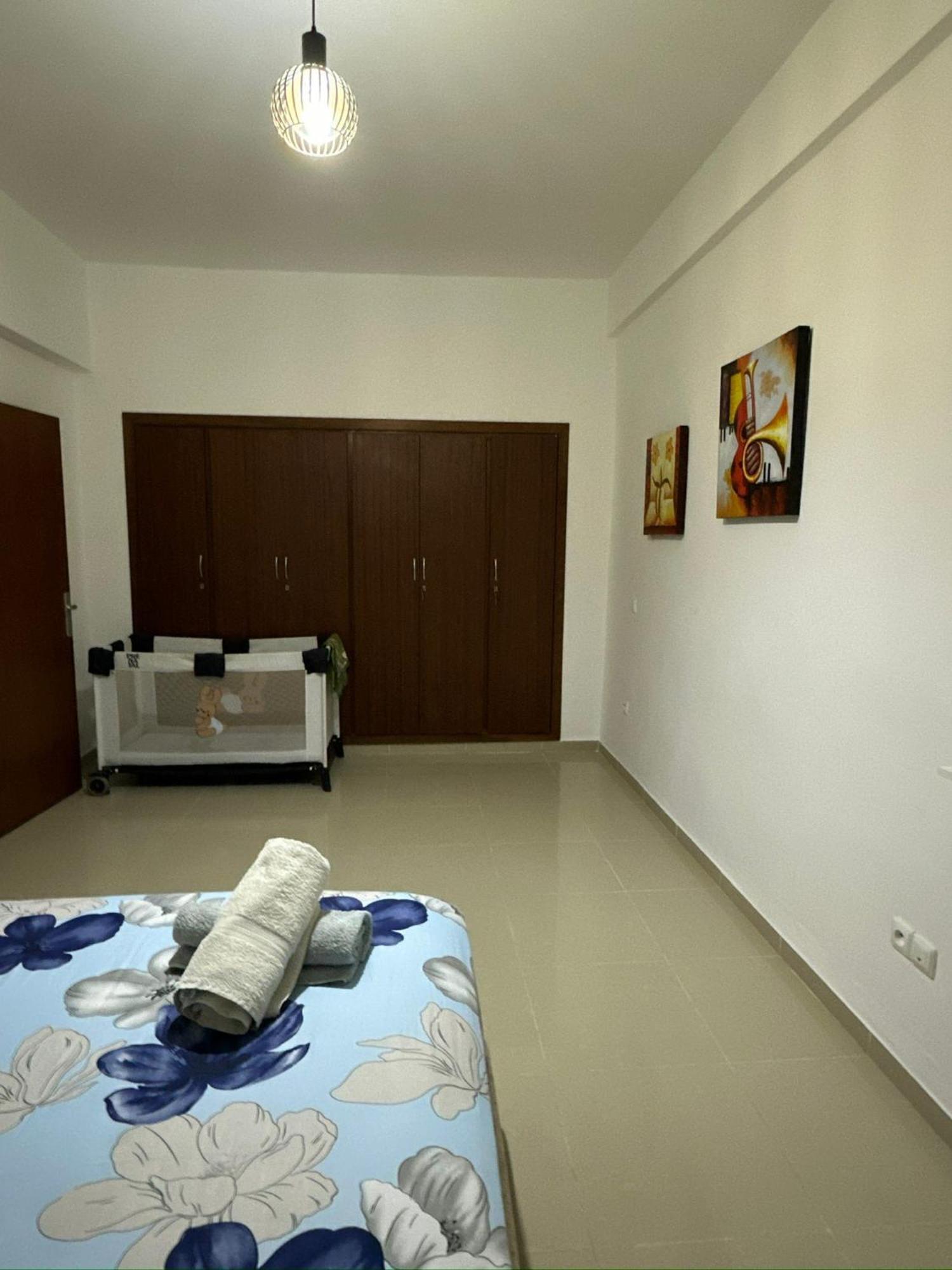 Complexe Al Massira Imm 13 N 6 Etg 2 Apartment Fnideq Exterior photo
